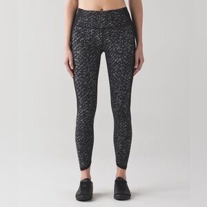 Lululemon Featherlight Tight Iridescent Multi Black / Black Size 10